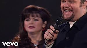 Candy hemphill christmas, guy penrod, john starnes, ladye love smith & reggie smith. Candy Christmas David Phelps Jesus Saves Live Youtube