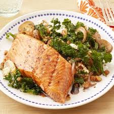 Lay the salmon out on a baking sheet. Xrps6ywjnqaz3m