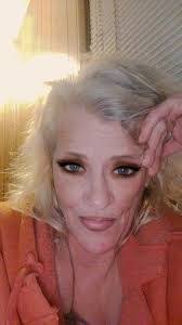 Tammy Munro's Instagram, Twitter & Facebook