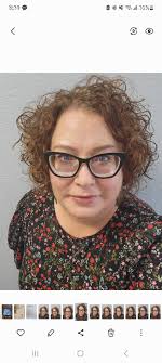 How to make a picture look like a professional headshot?