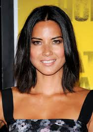 The magic ombre shade appears amazingly cool on this sleek straight hair with fabulously sliced layers to enhance the whole effect. 120 Flattering Hairstyles For Straight Hair That Everyone Can Pull Off