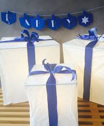 Super Easy Ikea Strala Hack Just Tie A Bow Around The Light Up Present Box And You Have A Simple Hanuk Hanukkah Crafts Light Up Presents Christmas Decorations