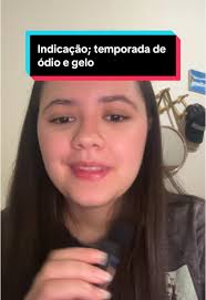 Romance de Hockey com Fake Dating e Inimigos