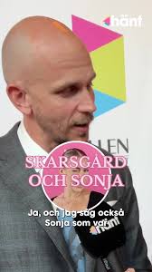 Säg ett större Bachelorette-fan än Gustaf Skarsgård, vi väntar... 😅❤️  #gustafskarsgård