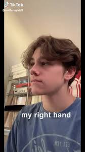 Here's me attempting this hairstyle.instagram : Tik Tok Xam My Right Hand Right Meme On Me Me
