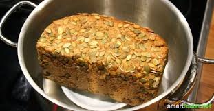 Lecker Wie Vom Backer Altes Brot Nicht Wegwerfen Sondern Auffrischen Lecker Rezepte Mit Altem Brot Brot Selber Backen Rezept