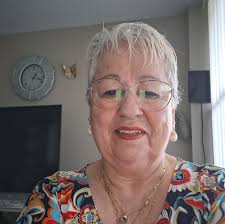 Blonde Latina (@blonde.latina) • Facebook