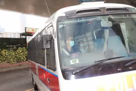 蘋果日報和壹傳媒兩高層保釋被拒 8月再提訊 香港警方拘捕5名壹傳媒集團高層後，19日壹傳媒行政總裁張劍虹及《蘋果日報》總編輯羅偉光案件提堂， 兩人申請保釋遭拒，8月再提訊。 同案的《蘋果日報》副社長陳沛敏、壹傳媒營運總裁周達權和「蘋. Pezhejtq4vwmkm