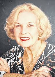 Shirley Raynor's Instagram, Twitter & Facebook