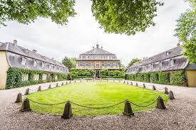 Schloss grünewald bietet ihnen einen ausgefallenen und stilvollen rahmen zur gelungenen und exklusiven ausrichtung ihres feierlichen anlasses. Schloss Eicherhof In Leichlingen Im Hochzeitslocation Check