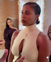 What the heck Dwayne Jamar Colley!! We want skits! We want skits! 🤣🤣🤣🤣  Didn't this happen last year around the same time? He doesn't like us  because they never give us a