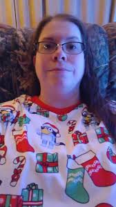 I'm dreamin of a purple Christmas… 💜😉 These pajamas look sooo comfy —  just 💲16 or lessss 🔥 🔗👇