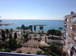 Per la scelta della vostra casa in costa. Appartamenti E Case Vacanze In Costa Azzurra Hundredrooms