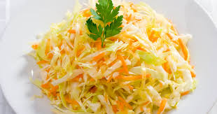 как приготовить салат из свежей капусты как в столовой Salat Iz Kapusty Kak V Stolovoj Recept S Izobrazheniyami Salat Iz Kapusty
