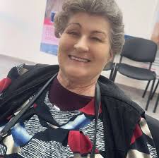 Oameni Arbori Cărţi added a new photo.