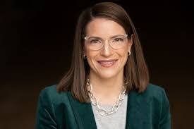 Victoria Curry's Instagram, Twitter & Facebook