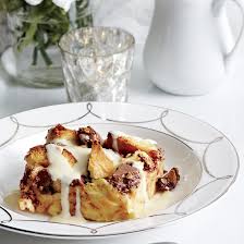 Recette De Pouding Chomeur Aux Pommes Et A L Erable Coup De Pouce Chocolate Bread Pudding Creme Anglaise Recipe Chocolate Bread