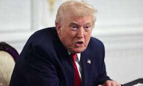 ترامب يتعهد بـ “إغلاق دائم” للهجرة من بلدان العالم الثالث