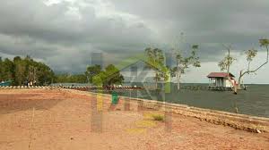 We did not find results for: Menikmati Sore Di Pantai Kenyamukan