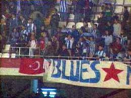 her hafta turk bayragi aciyorlar