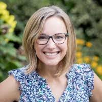 Kelly Jarvis's Instagram, Twitter & Facebook