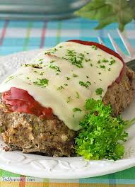 But most meatloaf is high in fat, full of calories and stuffed with white bread and so not very healthy this means that you can afford high quality meat that is low in fat. Low Carb Meatloaf Recipe For Slow Cooker Includes A Healthy Hack It S Yummi