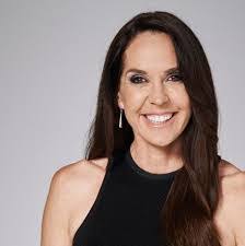 Janine Allison's Instagram, Twitter & Facebook