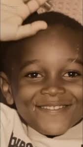 Dr Miriam L Fairclough