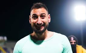 Donnarumma's exit from san siro is edging closer with milan looking to draft in lille's mike maignan. Juventus Still Ready To Chip Donnarumma Archyworldys