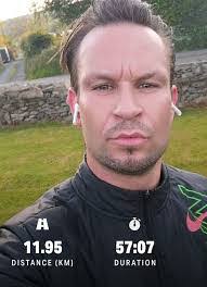 Lee Bradshaw's Instagram, Twitter & Facebook