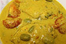 Daripada penasaran, anda bisa langsung simak resep masakan ikan. Masak Lemak Cili Padi Ikan Tenggiri Dan Petai Azie Kitchen