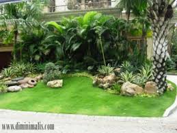 Di sini, ada banyak pilihan desain taman dalam rumah yang bisa kamu terapkan pada tempat tinggalmu. 6 Landscape Taman Rumah Minimalis Ragam Fungsi Dan Gaya