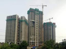 The original residential skyscrapers in mumbai were constructed in the 1970s, when usha kiran and matru mandir were developed and stood at about 76 metres (250 feet), or 25 floors, each. Mreat Sets Aside Maharera Order Asks Developer To Refund Home Buyer