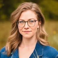 Claire Weingarten's Instagram, Twitter & Facebook