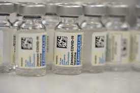 However, women younger than 50 years old especially should be made aware of a rare risk of blood clots with low platelets. Eu Regulator Recommends Using J J S One Shot Vaccine