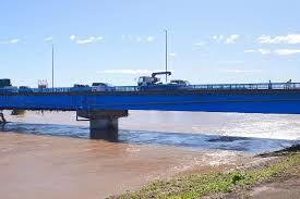 黄瀬川は田畑より低い位置を流れるため、農業用水には不向きな川であった。 そのため 江戸時代 には、 芦ノ湖 を水源とする 深良用水 が築かれた  要出典  。 é»„ç€¬å·ã®ãƒ©ã‚¤ãƒ–ã‚«ãƒ¡ãƒ©ã‚„æ°´ä½æƒ…å ±ã¯ã‚ã‚‹ ç¾çŠ¶ã®æ°¾æ¿«ã®å¯èƒ½æ€§ã‚'ç¢ºèª Success Areas