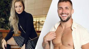 Recentemente, arthur foi eleito mister castelo 2016. Bbb 21 Arthur Pede Desculpas A Carla Diaz Em Carta E Amor Renasce
