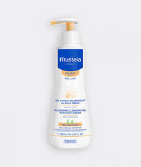 This multipurpose baby bath & massage oil is formulated with certified organic botanical oils to help protect and soothe sensitive skin. Moisturizing Cleansing Oil For Baby S Dry Skin Mustela