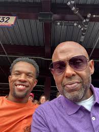 Here in Philly hoping for a Mets win vs our enemies…😒🤣