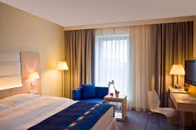 Located in frankfurt airport area, park inn by radisson frankfurt airport hotel is adjacent to gateway gardens and within 2 miles (3 km) of the squaire. Park Inn Frankfurt Airport Frankfurt