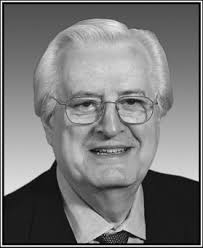 HON. HENRY J. HYDE ÷ z 1924–2007