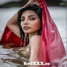 Harshita Gaur Hot Zoom in to see Nipples of Her from harshita gaur kiss  priyank Post - RedXXX.cc