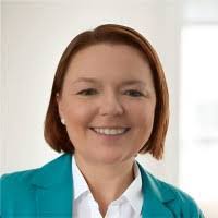 Beth Benavides's Instagram, Twitter & Facebook