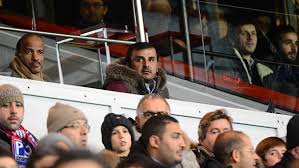 Check spelling or type a new query. Al Thani Un Lujoso Espectador En El Parque De Los Principes Marca Com