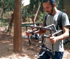 Sometimes, you just need a spinning camera that orbits around your subject for a video. Diy Camera Rig 6 Steps With Pictures Instructables