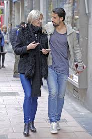 Plaša tērpu izvēle sievietēm bezmaksas atgriešana apmaksa preču saņemšanas brīdī. Lena Gercke Shopping In Madrid Gotceleb