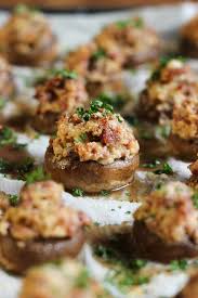 Champignons Farcis A L Americaine Elle Mijote Quelque Chose Recette Champignons Farcis Recette Champignons Farcis Recettes De Cuisine