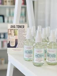 AHA Peppermint + Aloe Facial Toner