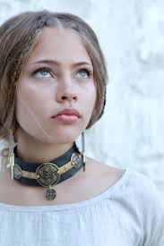 Mittelalter Tunika „Bogenschützin“ kaufen. Vorhanden in: schwarzes feines  leinen, blassrosa feines leinen, hellrosa feines leinen, helllila feines  leinen, sandfarbenes leinen, blassila feines leinen, hellblaues feines  leinen, baumwoll-leinen-mischung ...