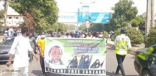 A kaduna state high court presided over by justice gideon kurada, has discharged and acquitted leader of the islamic. Sheikh Zakzaky After 5 Years Still In Prison While President Buhari Flirt At His Luxury House